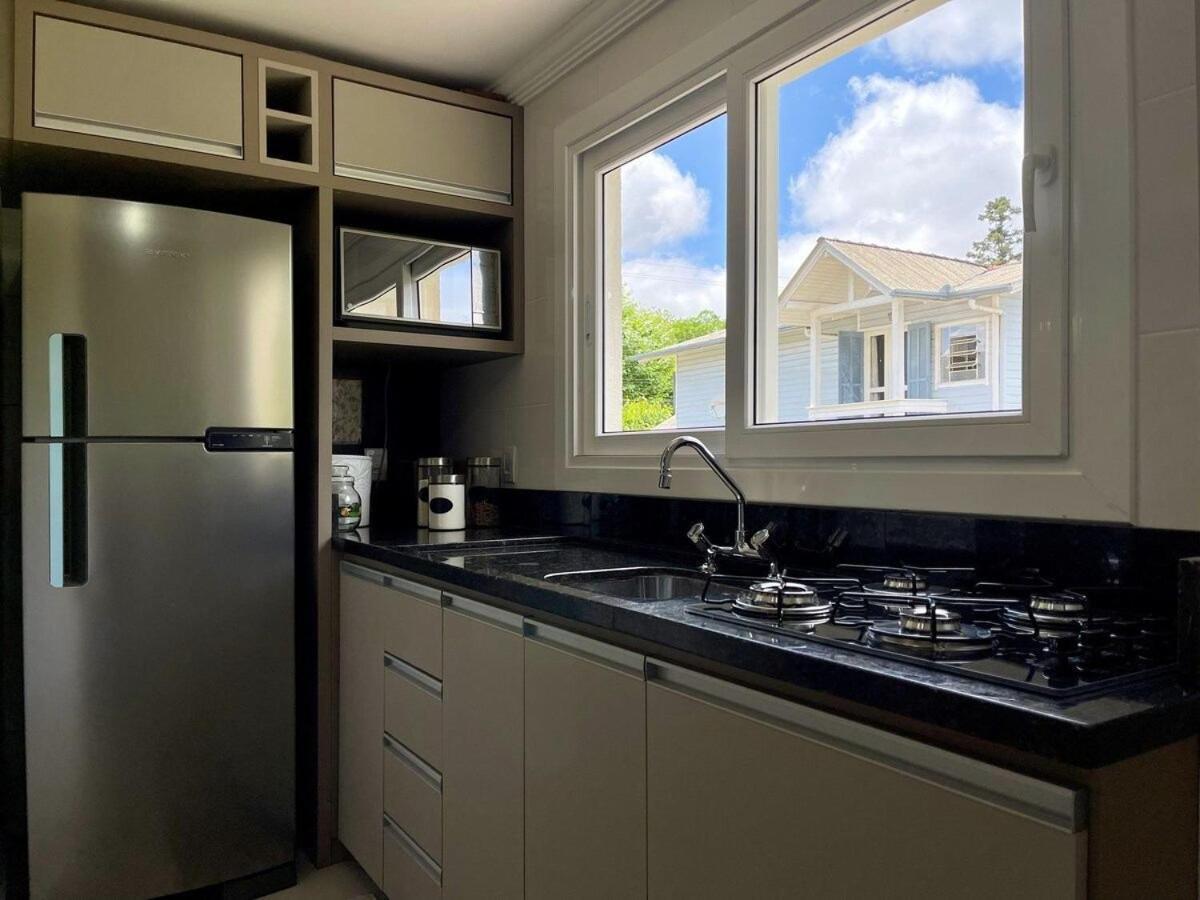 Casa Triplex 3 Dorm A 6Qd Rua Coberta Canela Luaran gambar